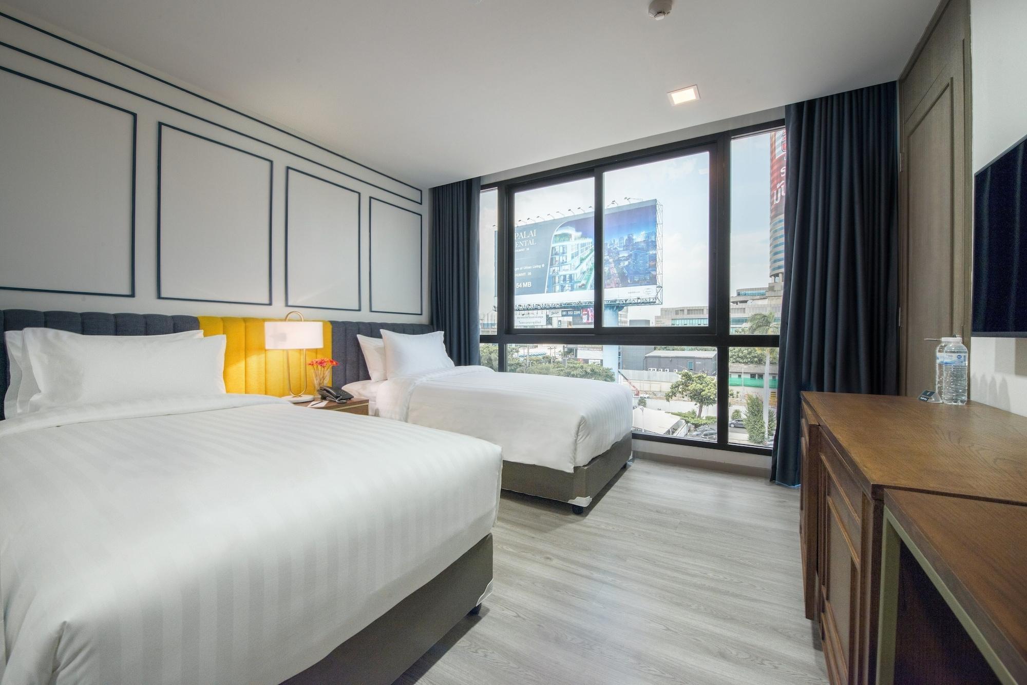 Maven Stylish Hotel Bangkok Esterno foto