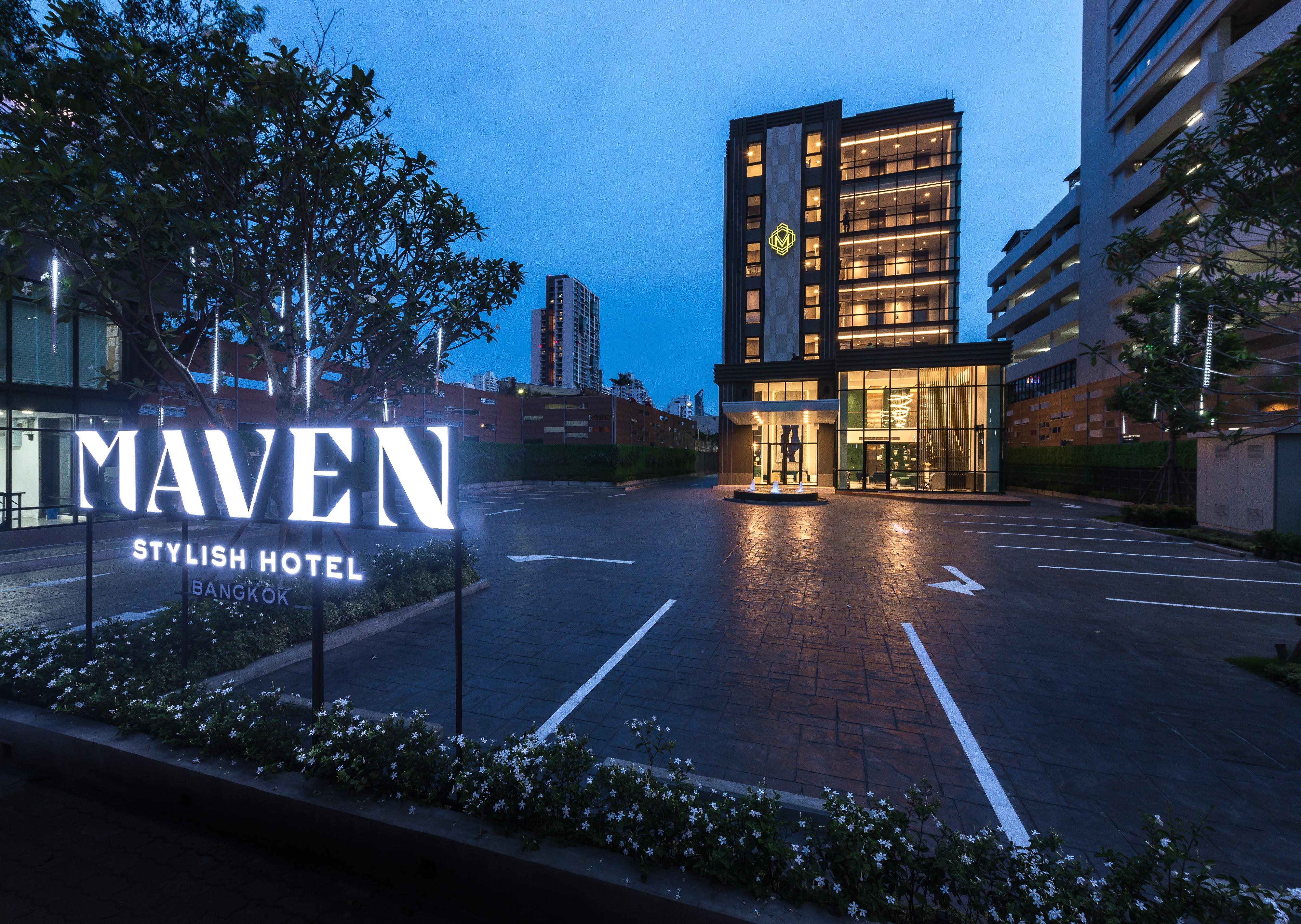 Maven Stylish Hotel Bangkok Esterno foto