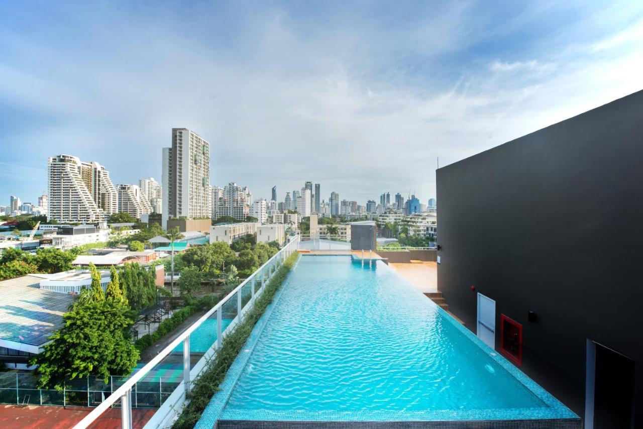 Maven Stylish Hotel Bangkok Esterno foto